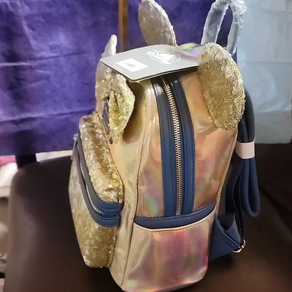 Nwt Disney Loungefly Mickey/Minnie Holographic Backpack